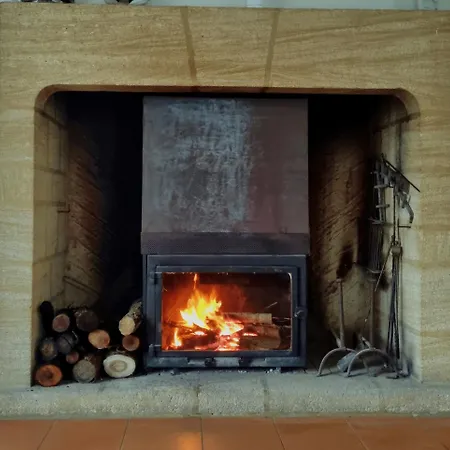 Chaleureux Moulin En Pierre Avec Maison Attenante