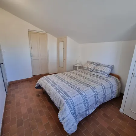 Chaleureux Moulin En Pierre Avec Maison Attenante