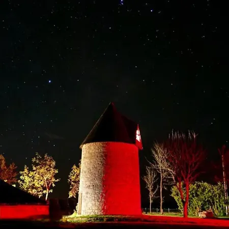 Chaleureux Moulin En Pierre Avec Maison Attenante * Castera-Bouzet